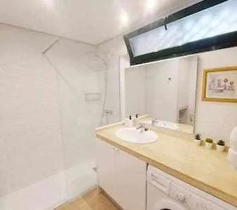 Precioso Centrico Con Piscina Salada Málaga